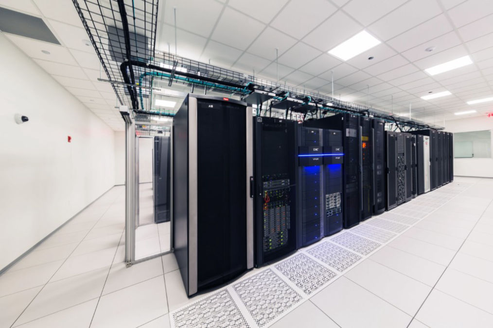 Networking & Data Centers